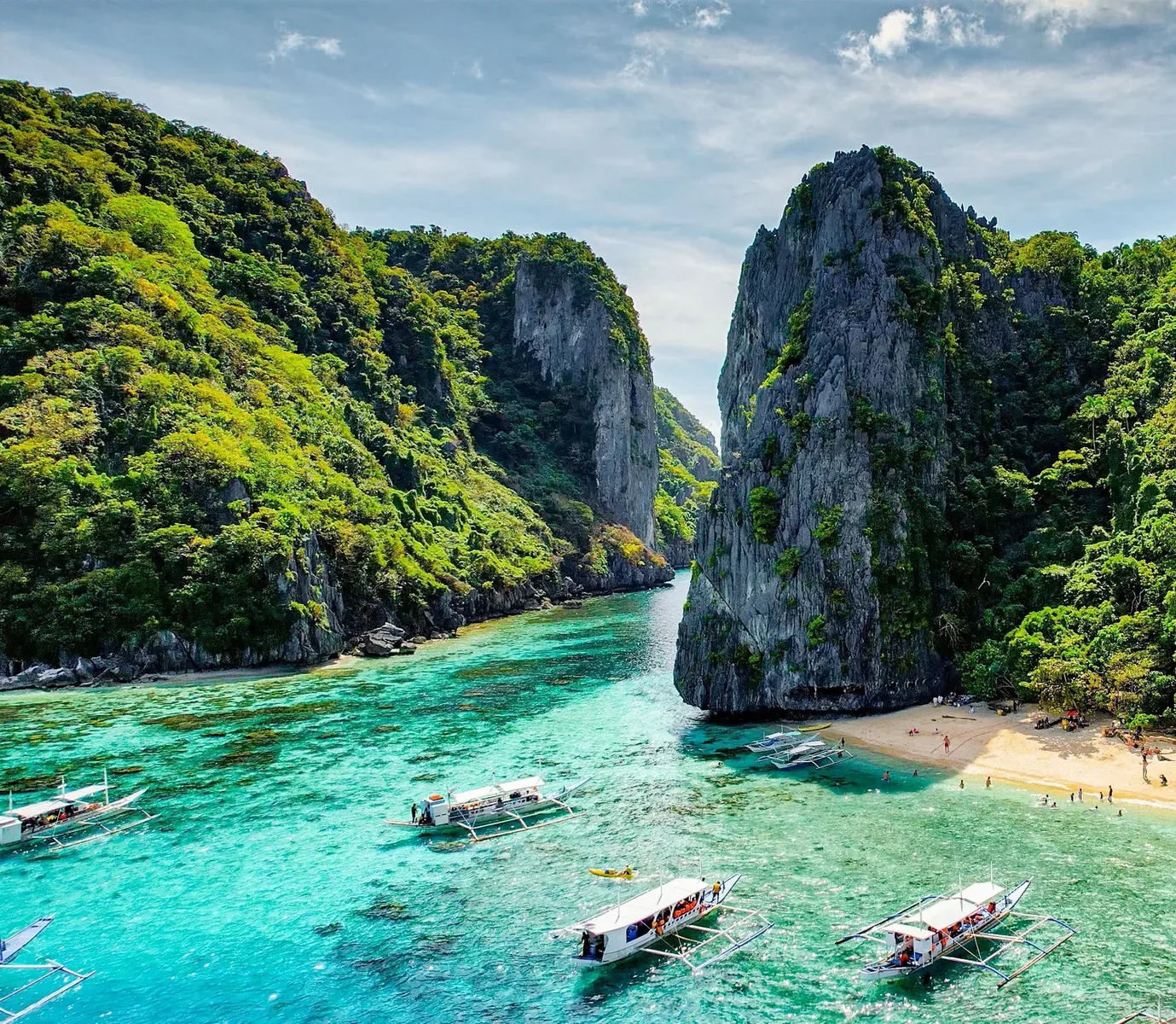 Philippines El Nido limestone cliffs
